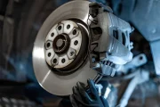 7 Warning Signs Your Brakes Need Immediate Attention